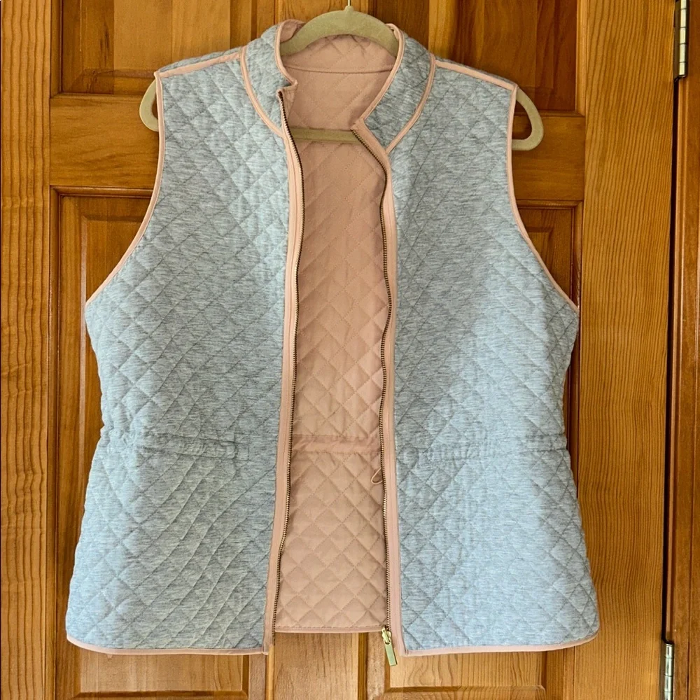 Chico’s Reversible Peach/Gray Quilted Vest